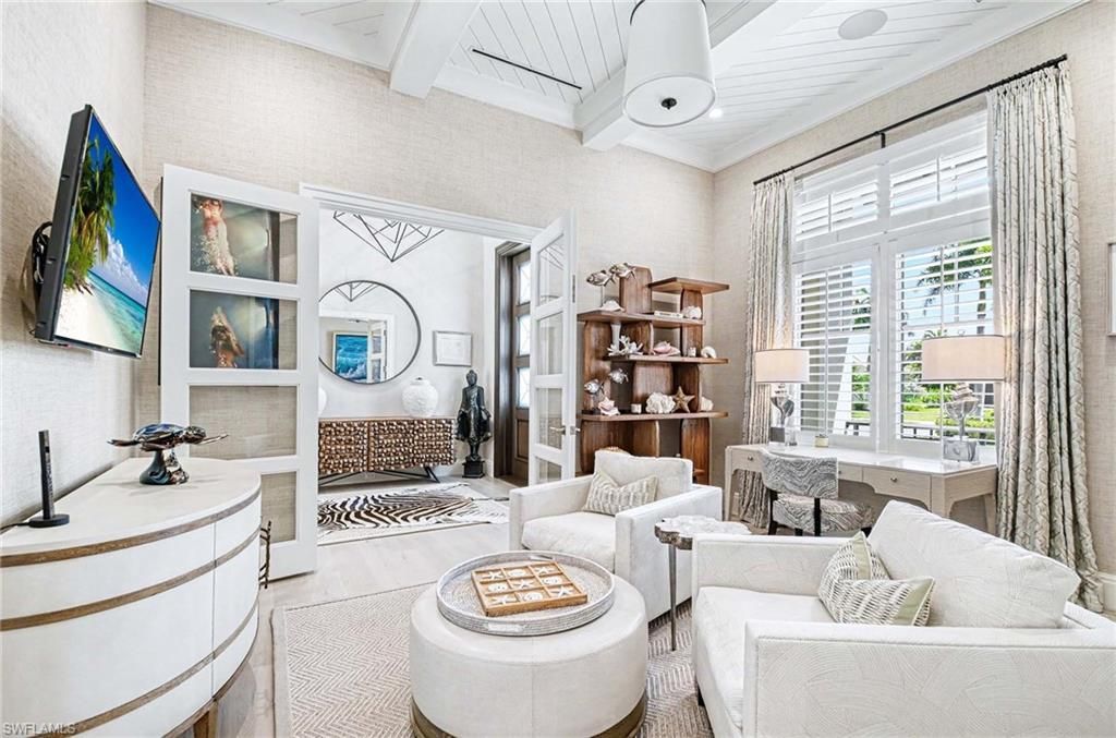 3003 Crayton Rd , Naples, FL 34103 Photo