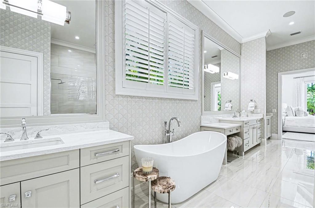 3003 Crayton Rd , Naples, FL 34103 Photo