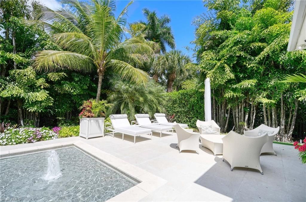 3003 Crayton Rd , Naples, FL 34103 Photo