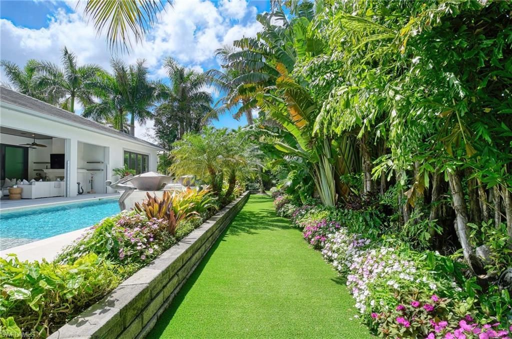 3003 Crayton Rd , Naples, FL 34103 Photo