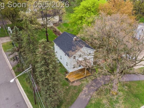 192 E Tienken Road, Rochester Hills, MI 48306