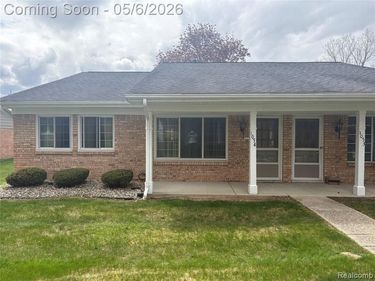 1054 Normandy Terrace, Flint Twp, MI 48532