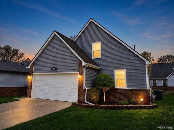 18924 Melvin Avenue, Livonia, MI 48152