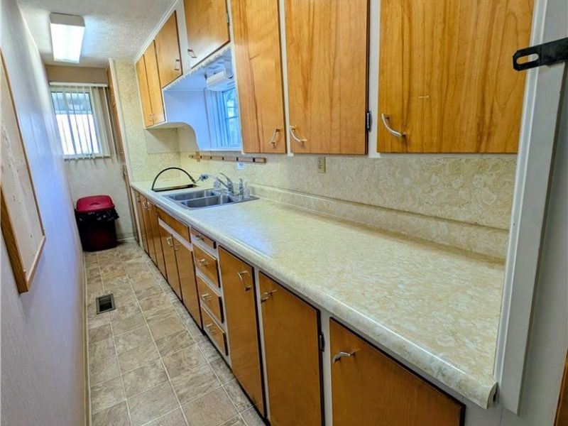 17991 Mahoning Avenue, Lake Milton, OH 44429 Photo 17