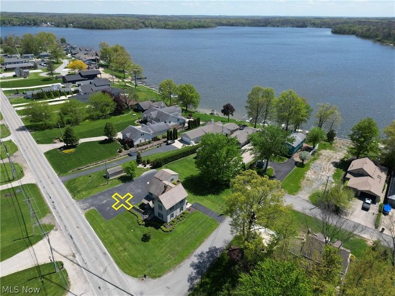 17991 Mahoning Avenue, Lake Milton, OH 44429 Photo 4