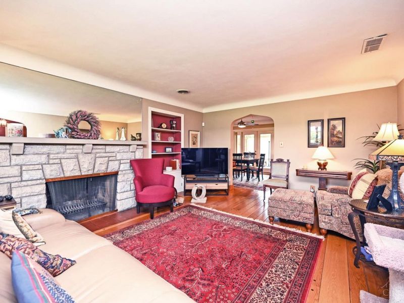 877 Finney Trail, Cincinnati, OH 45224 Photo 6