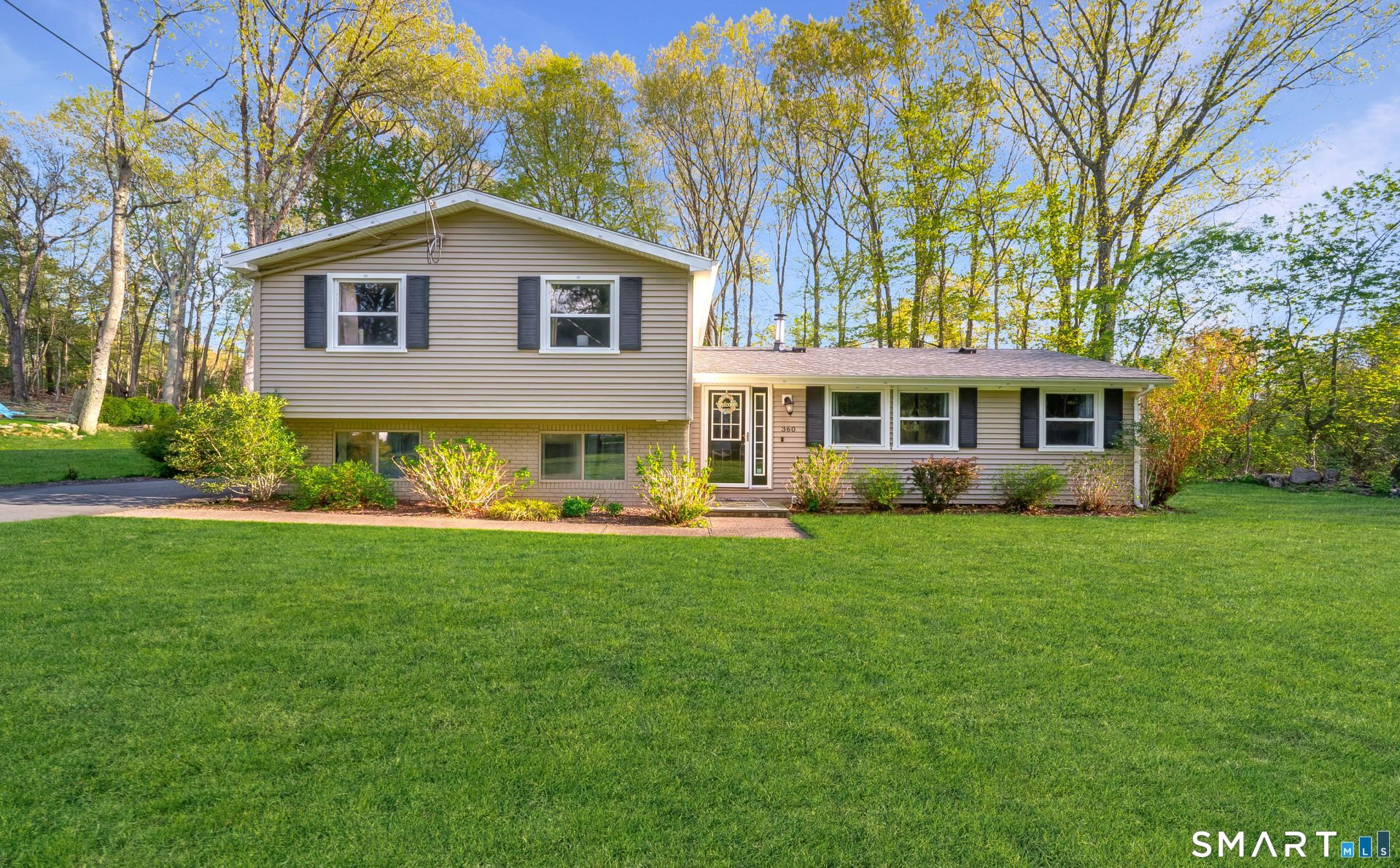 360 West Shepard, Hamden, CT 06514 Main Photo