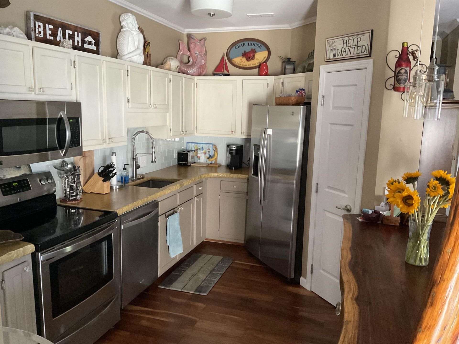 804 Brenda Pl. Photo 7