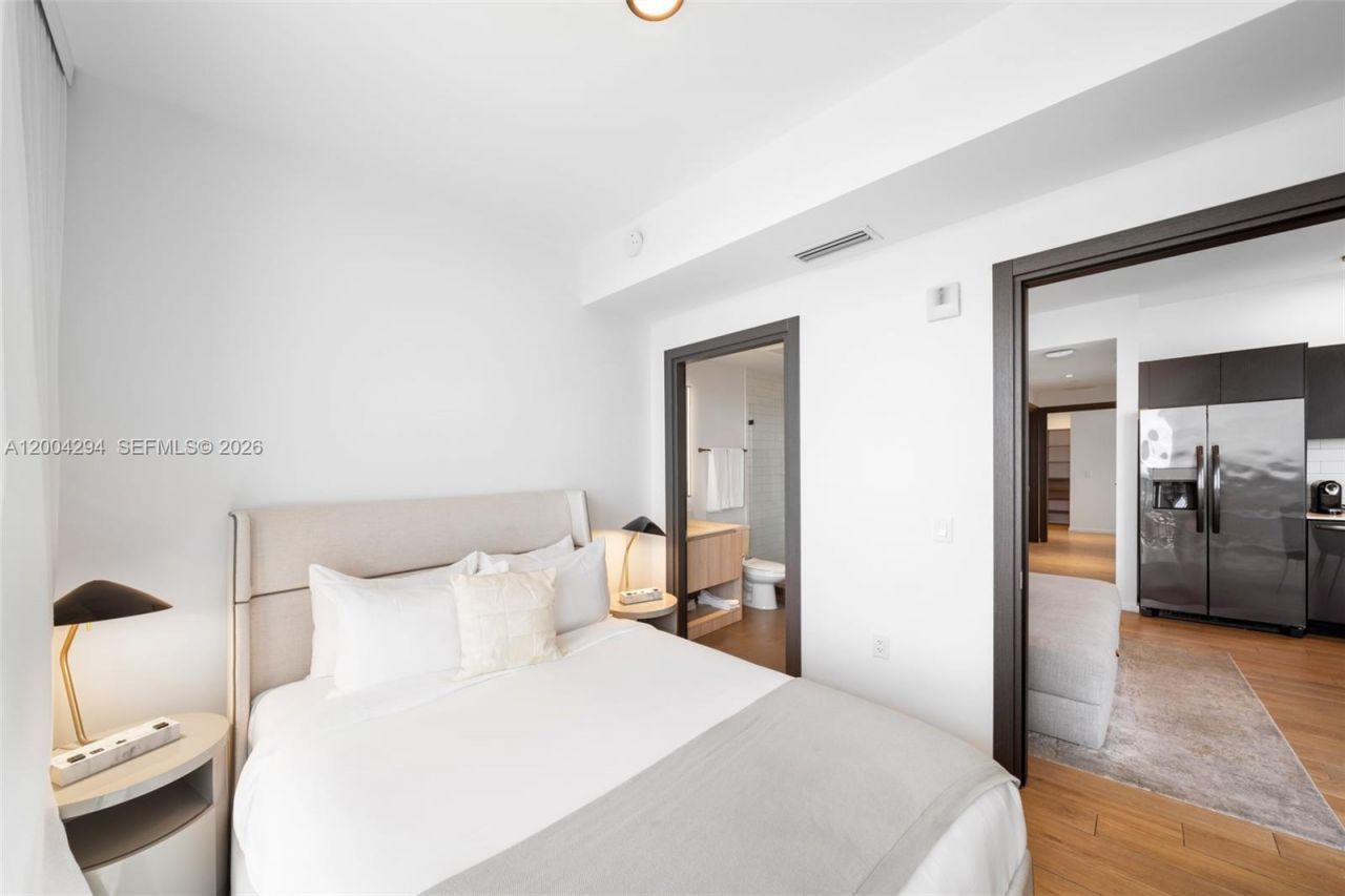 398 NE 5th St , Unit 1809, Miami, FL 33132 Photo