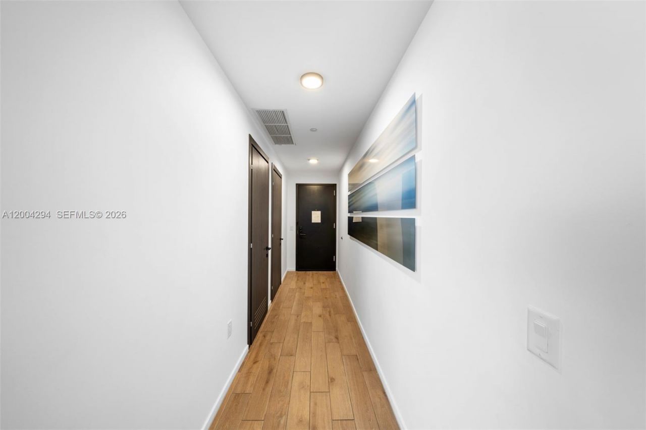 398 NE 5th St , Unit 1809, Miami, FL 33132 Photo