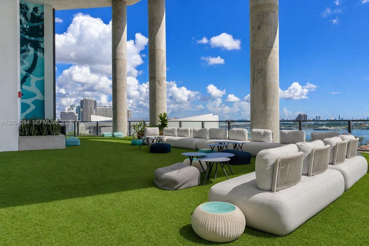 398 NE 5th St , Unit 1809, Miami, FL 33132 Photo