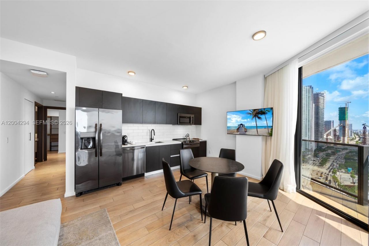398 NE 5th St , Unit 1809, Miami, FL 33132 Photo