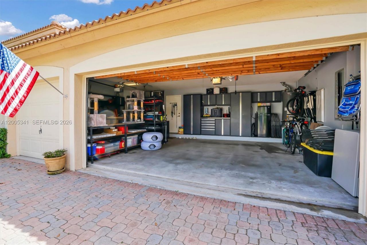 3911 SW 186th Ave, Miramar, FL 33029 Photo