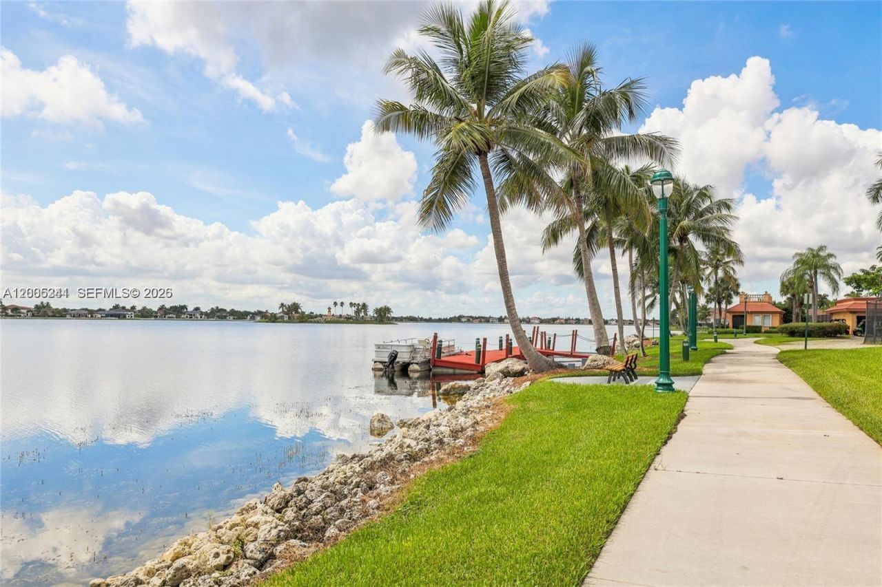 3911 SW 186th Ave, Miramar, FL 33029 Photo