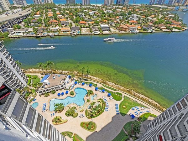 19101 NE 36th Ct , Unit 2509, Aventura, FL 33180