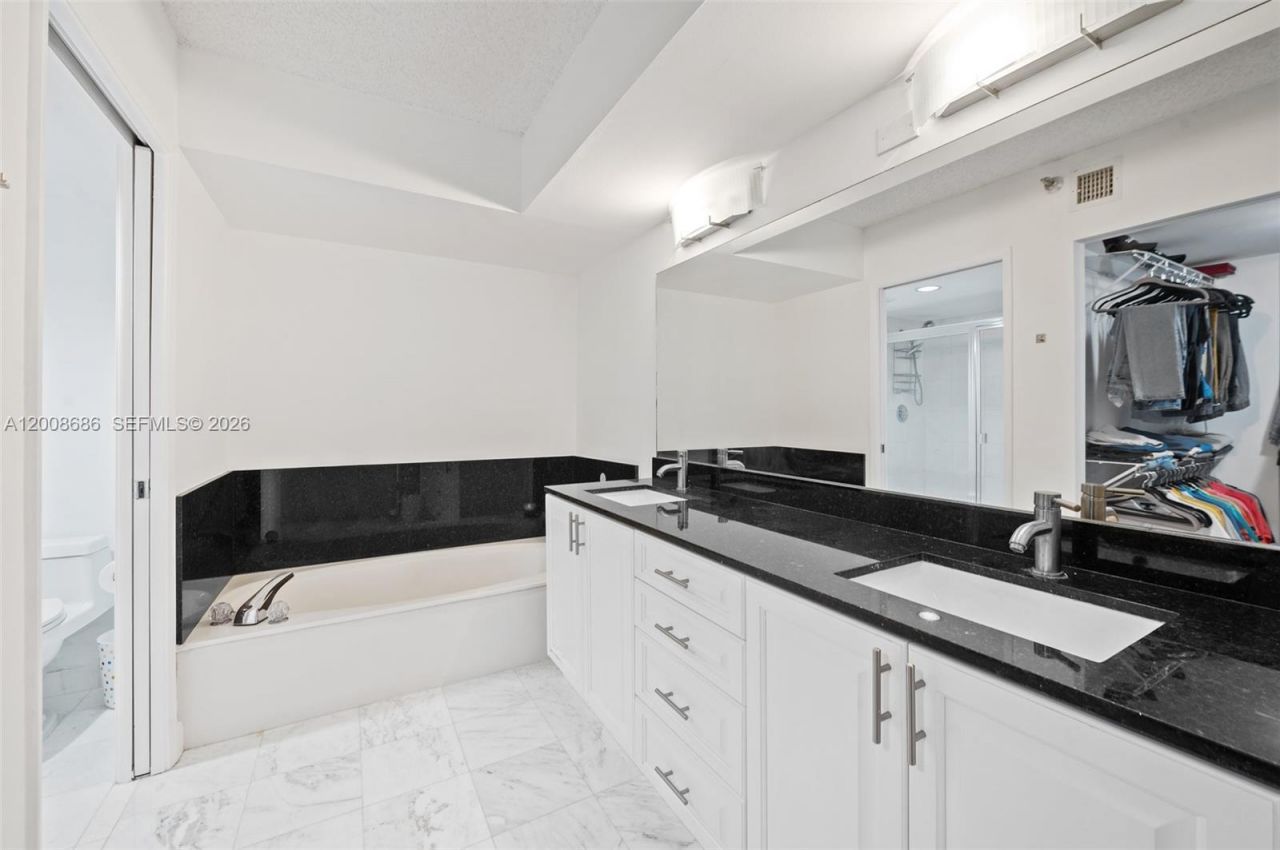 19101 NE 36th Ct , Unit 2509, Aventura, FL 33180 Photo