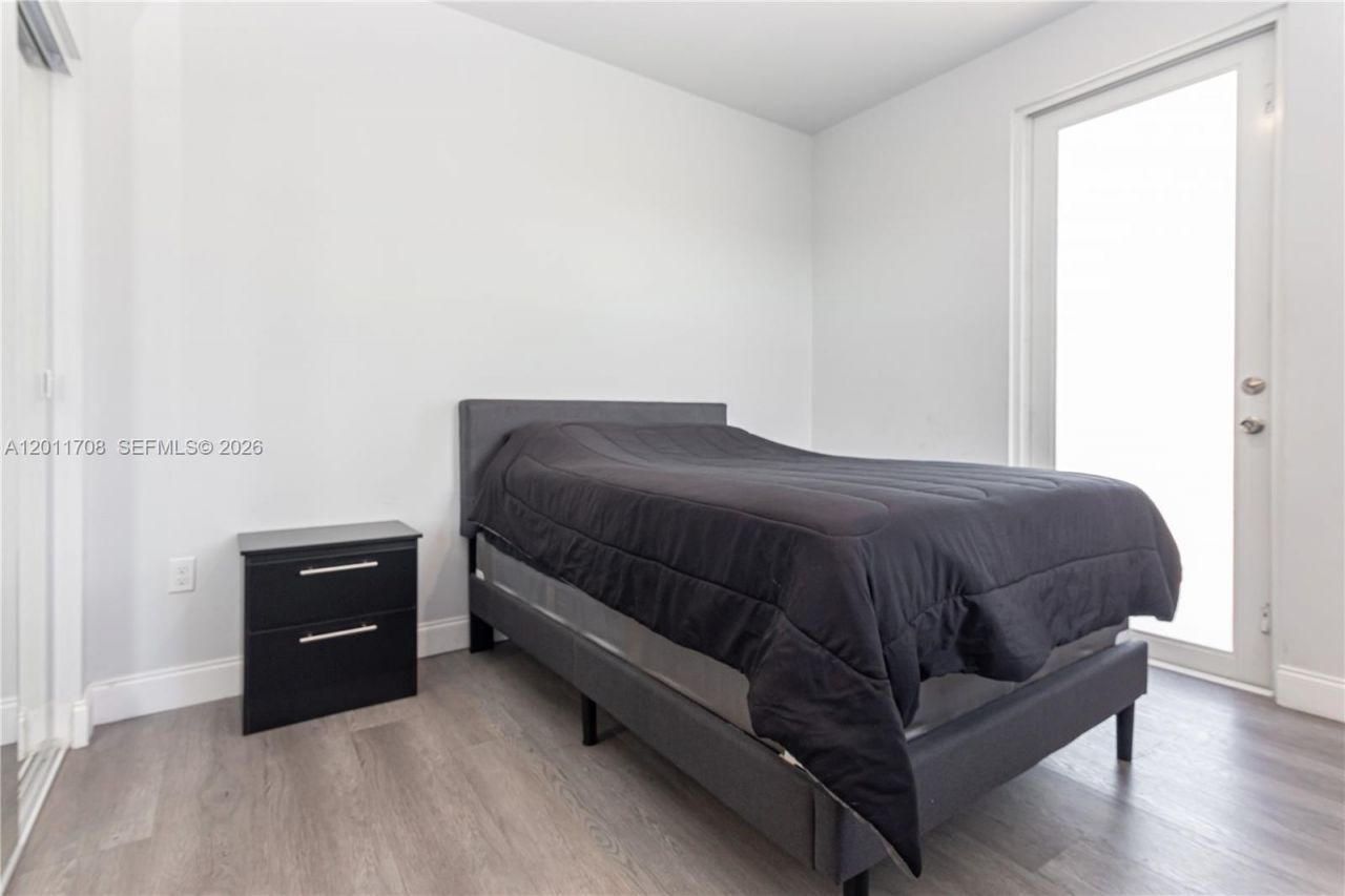1968 NW 25th Ave , Unit 1968, Miami, FL 33125 Photo