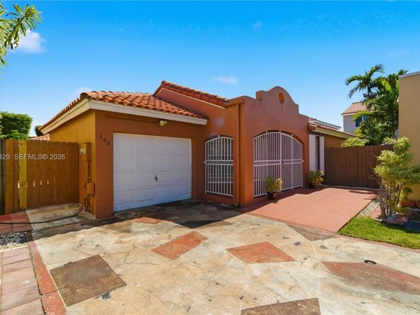 164 NW 85th Ct , Miami, FL 33126