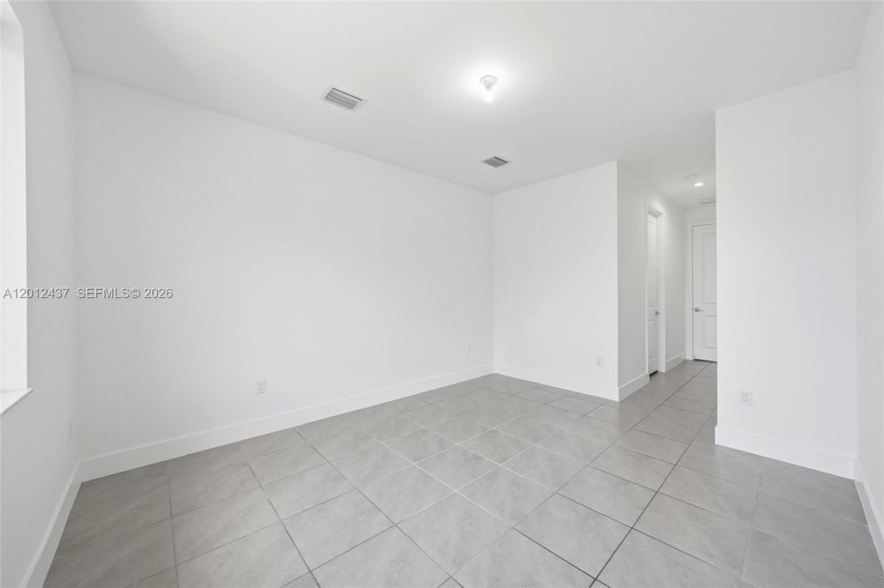 4356 NW 80th Ave , Doral, FL 33166 Photo