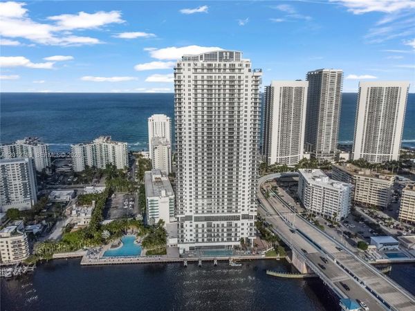 4010 S Ocean Dr , Unit R1801, Hollywood, FL 33019