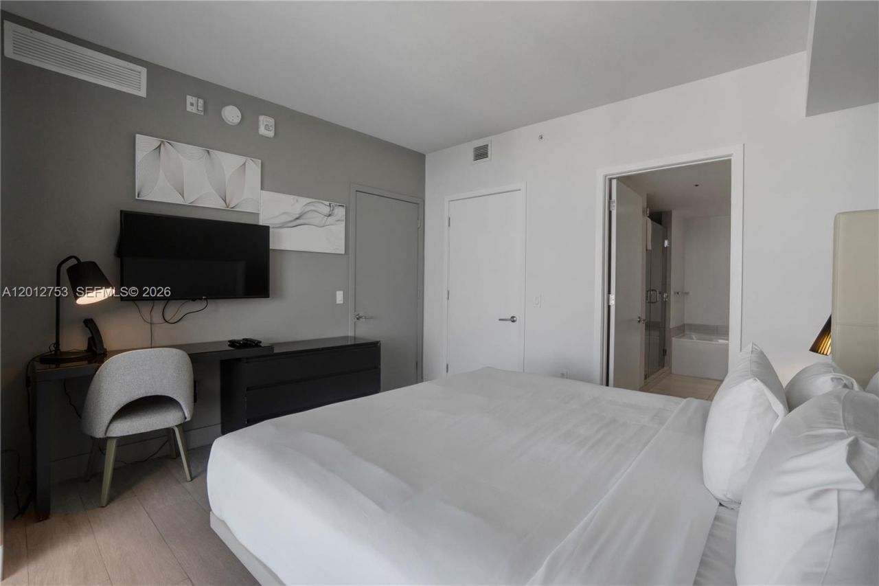 4010 S Ocean Dr , Unit R1801, Hollywood, FL 33019 Photo