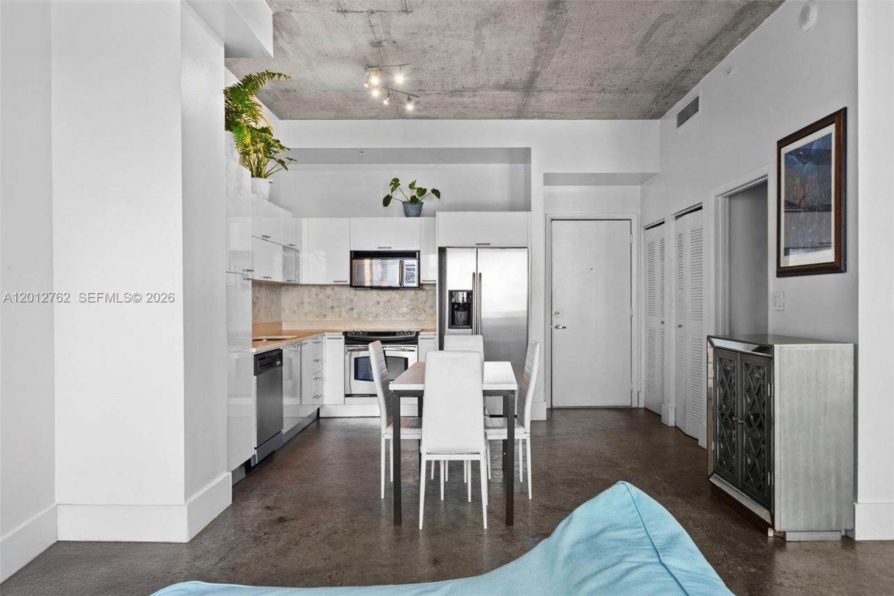 133 NE 2nd Ave, Unit 909, Miami, FL 33132 Photo