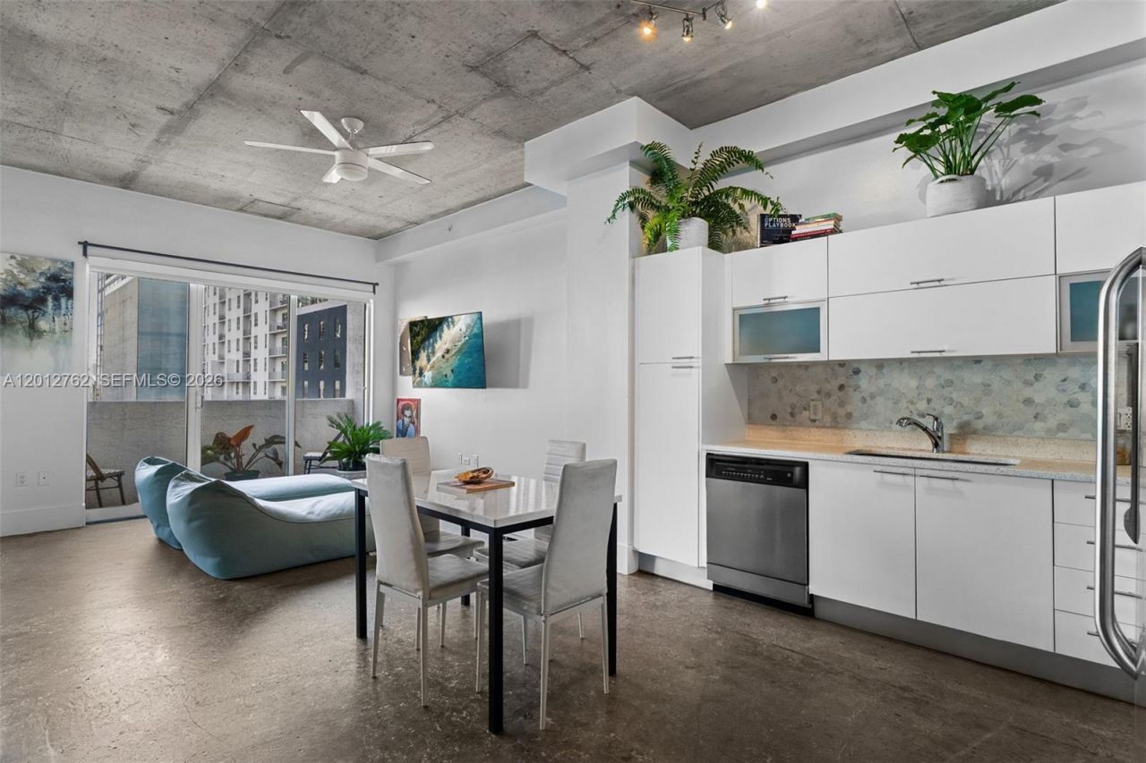 133 NE 2nd Ave, Unit 909, Miami, FL 33132 Photo