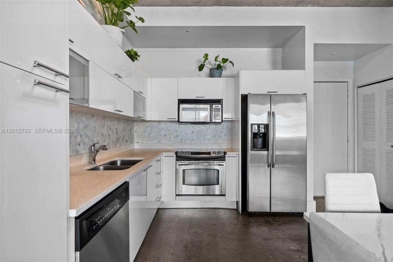 133 NE 2nd Ave, Unit 909, Miami, FL 33132 Photo
