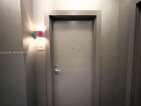 17111 Biscayne Blvd , Unit 2102, North Miami Beach, FL 33160