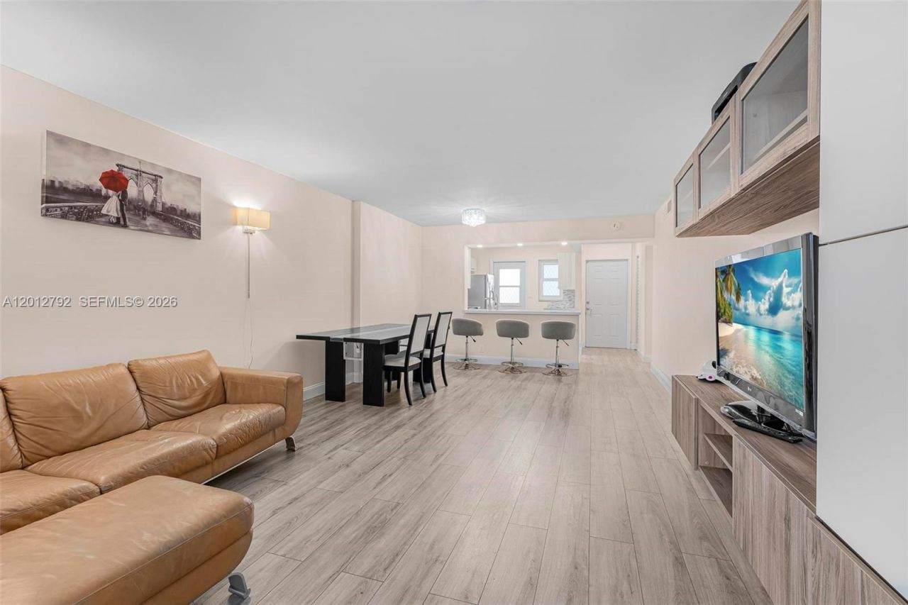 609 NE 14th Ave , Unit 603, Hallandale Beach, FL 33009 Photo