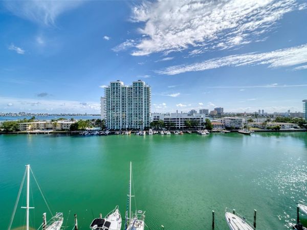 7933 West Dr , Unit 817, North Bay Village, FL 33141