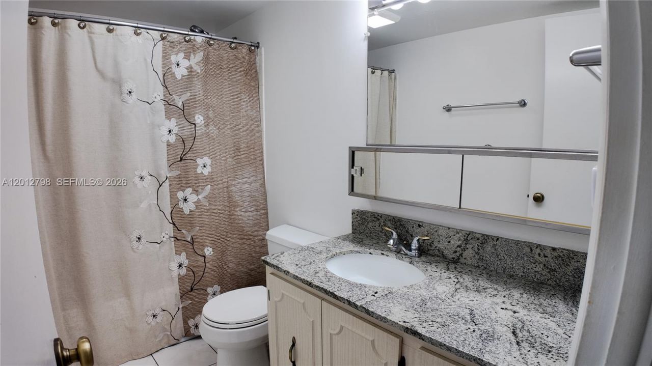 3113 S Ocean Dr , Unit 506, Hallandale Beach, FL 33009 Photo