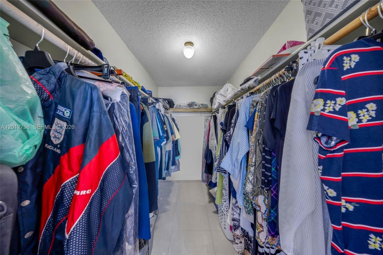 3113 S Ocean Dr , Unit 506, Hallandale Beach, FL 33009 Photo