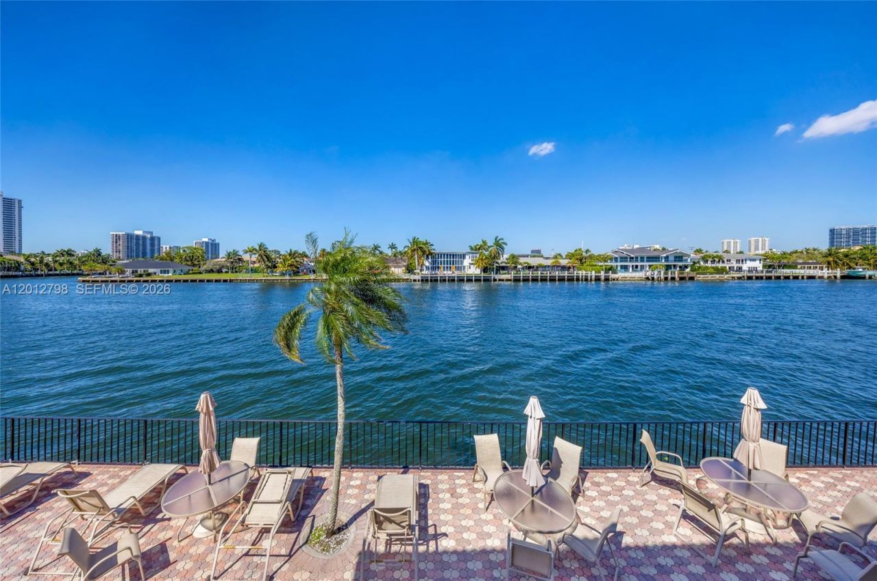 3113 S Ocean Dr , Unit 506, Hallandale Beach, FL 33009 Photo