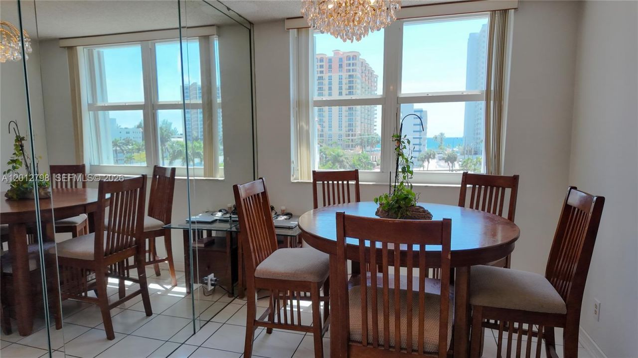 3113 S Ocean Dr , Unit 506, Hallandale Beach, FL 33009 Photo