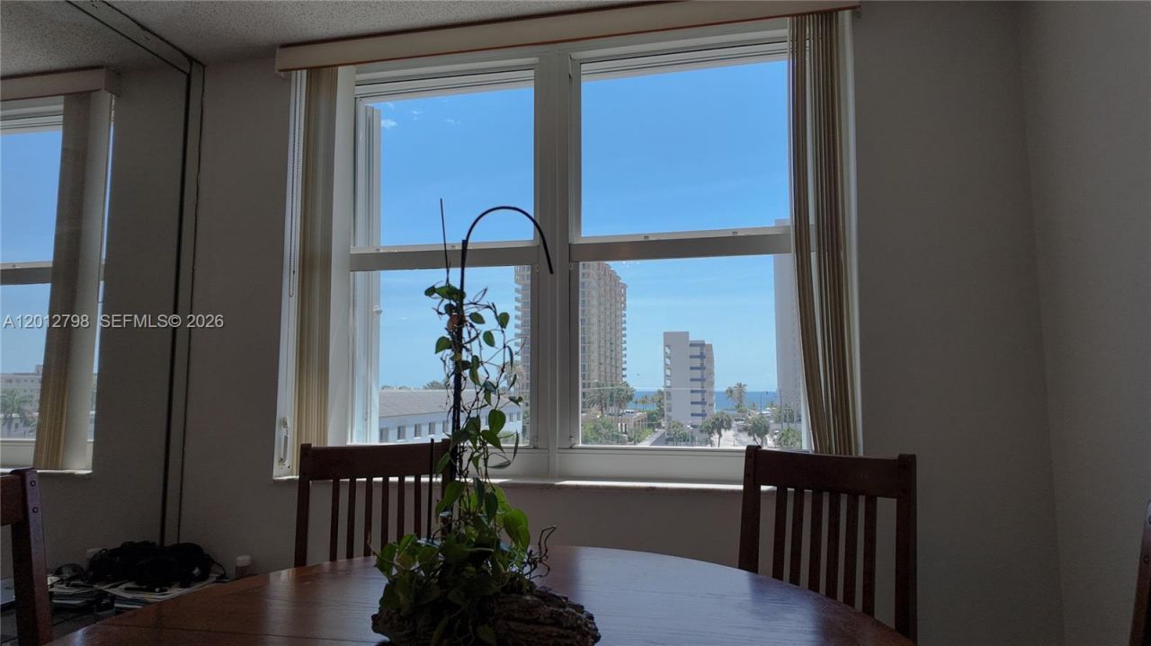 3113 S Ocean Dr , Unit 506, Hallandale Beach, FL 33009 Photo