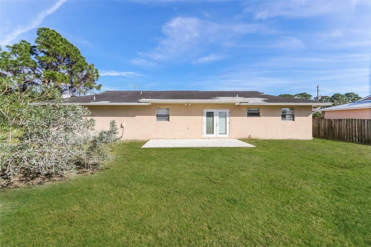 650 NW Selvitz Rd, Port Saint Lucie, FL 34983 Photo