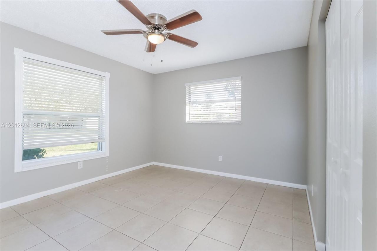 650 NW Selvitz Rd, Port Saint Lucie, FL 34983 Photo
