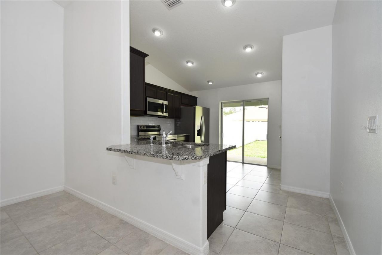 30 Slumber Path, Unit B, Palm Coast, FL 32164 Photo