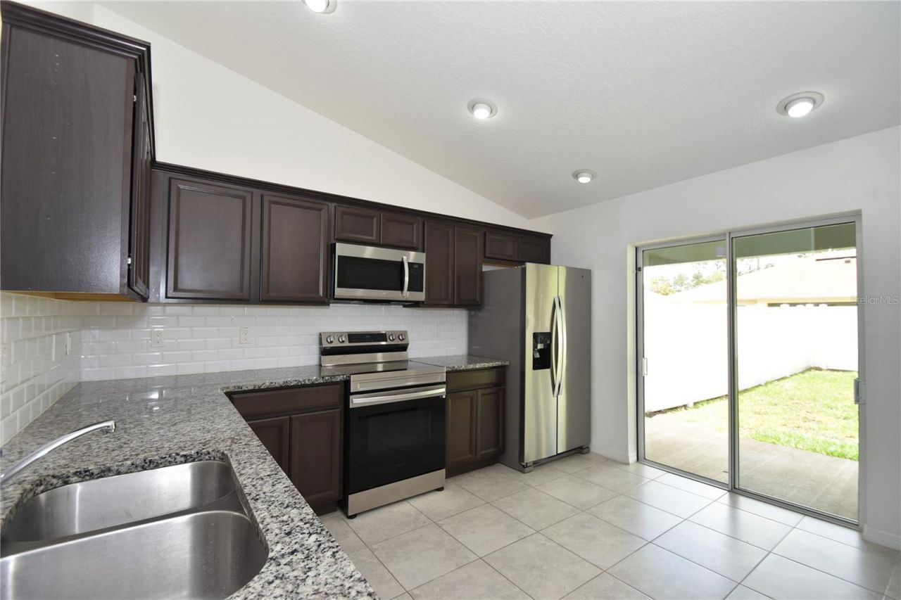 30 Slumber Path, Unit B, Palm Coast, FL 32164 Photo
