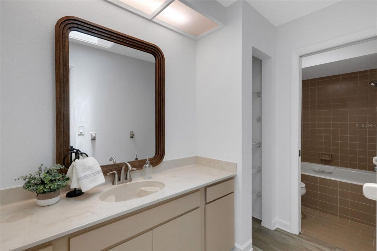 4418 La Jolla Drive, Bradenton, FL 34210 Photo