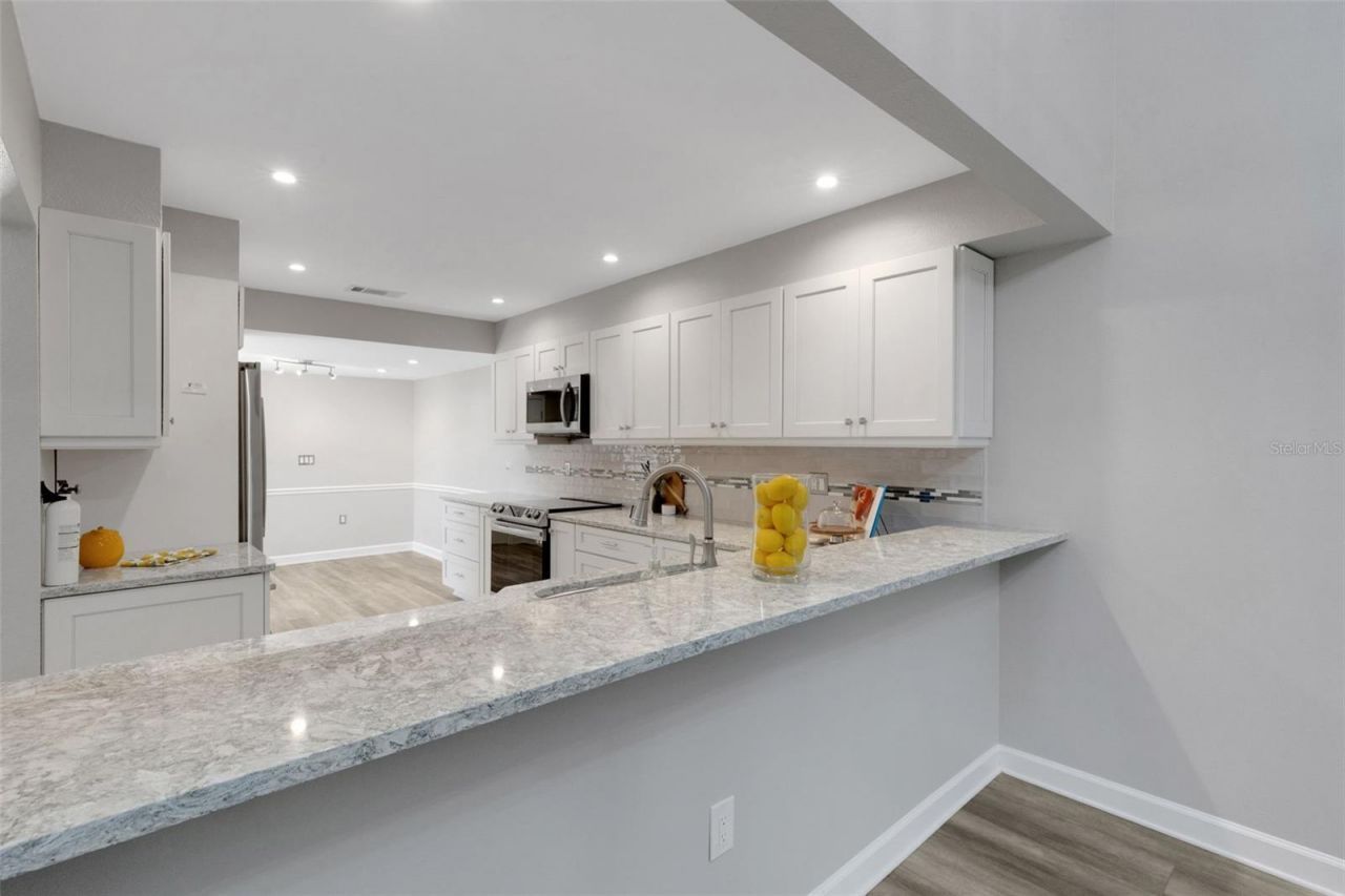 4418 La Jolla Drive, Bradenton, FL 34210 Photo