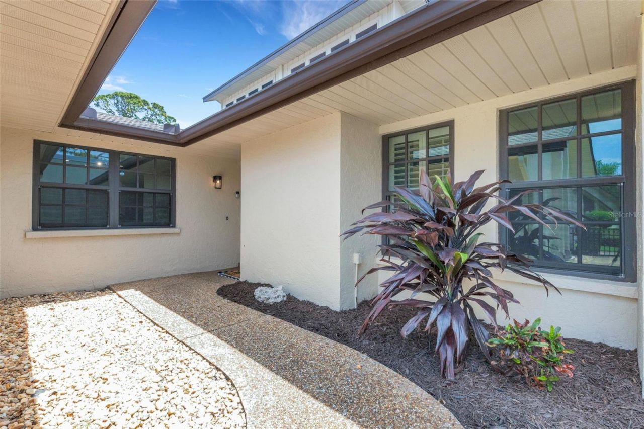 4418 La Jolla Drive, Bradenton, FL 34210 Photo