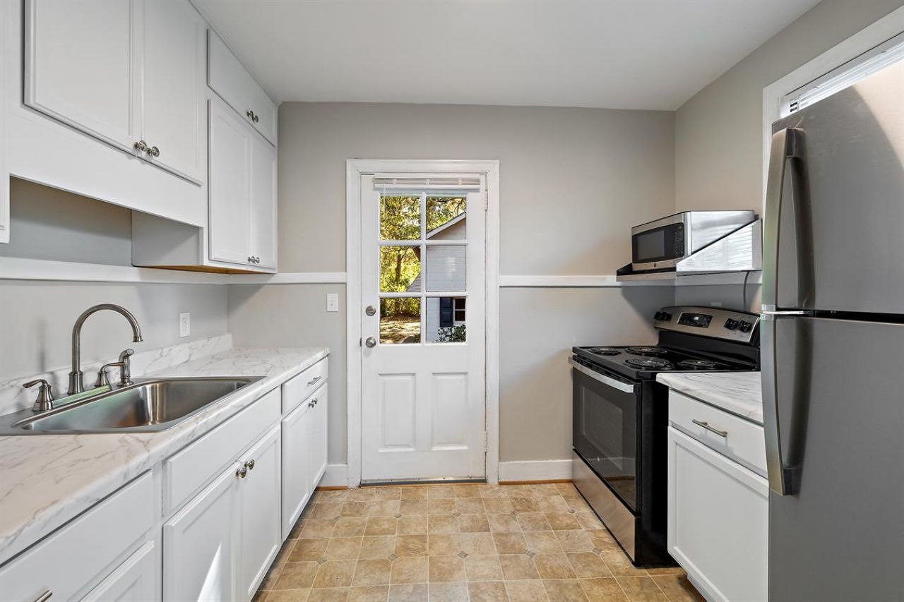9 Sothel Avenue Photo 10