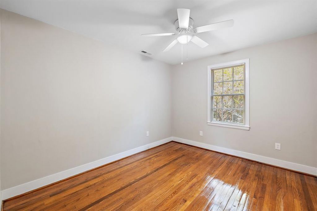 9 Sothel Avenue Photo 7