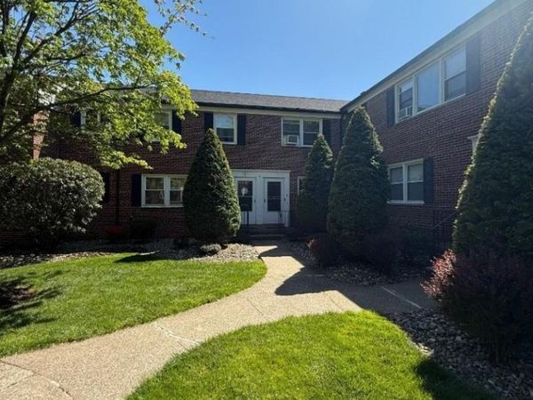 364 Orange Rd, Unit B7, Montclair, NJ 07042