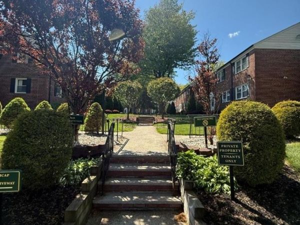 364 Orange Rd, Unit B7, Montclair, NJ 07042