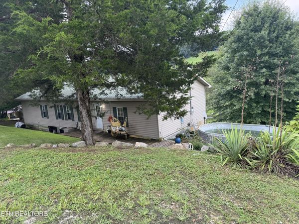 6631 Highway 63, Speedwell, TN 37870