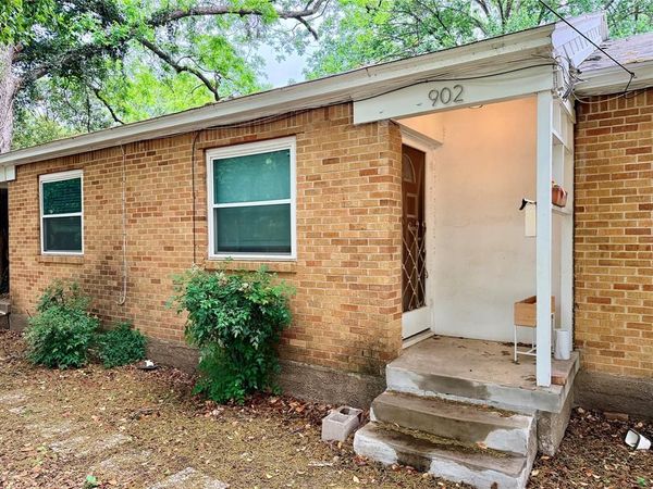 902 Denton Street, Denton, TX 76201