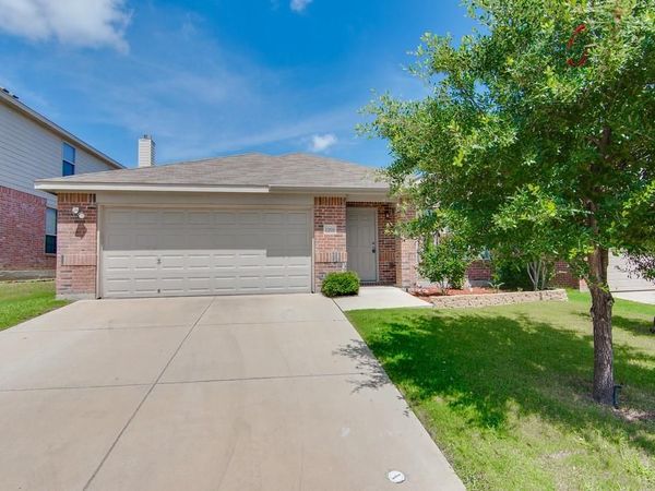 12524 Panorama Drive, Fort Worth, TX 76028